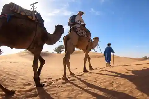 Desde Marrakech : Tour privado de 4 días por el desierto de Merzouga