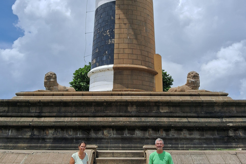 From Colombo to Galle: Luxury Day Tour by Car or Van