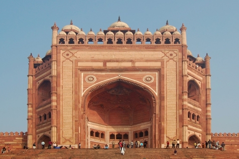 From Delhi: Famous Places Taj Mahal & Fatehpur Sikri Tour Tour With Comfortable A/C Car & Local Guide Only