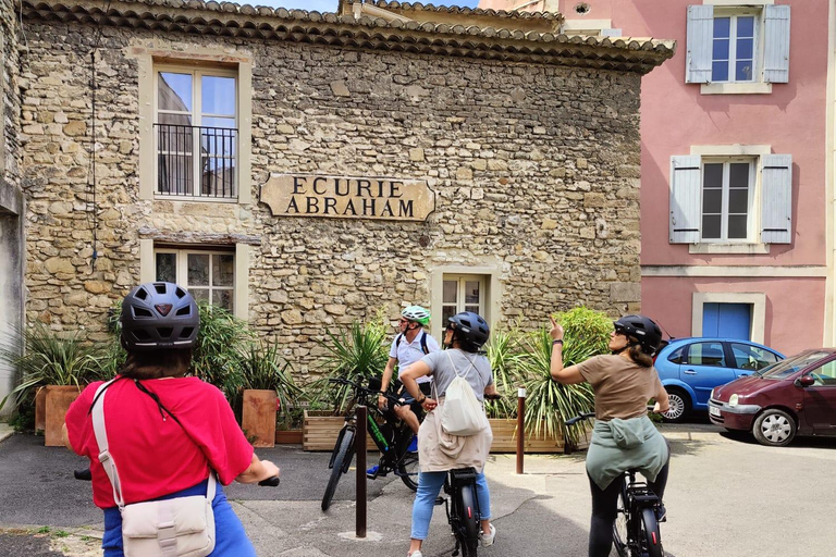 Fontaine De Vaucluse and Isle Sur La Sorgue by electric bike ALL-INCLUSIVE PACKAGES: 3 PACKAGES: DISCOVERY + MEDIAN 1 + MEDIAN 2