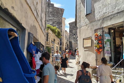 Baux e Saint Rémy de Provence: Storia, vino e paesaggiTour di mezza giornata e di 6 ore a Baux de Provence