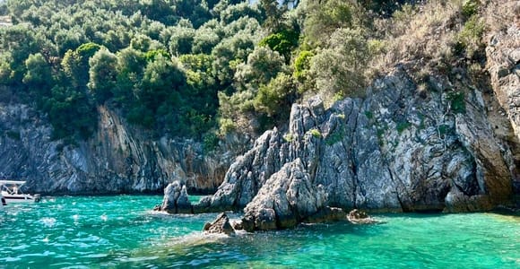 Corfu: Private Snorkeling Tour to Sea Caves & Hidden Beaches