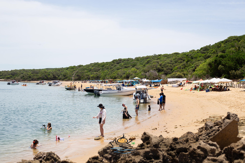 Maputo: Santa Maria Beach Cruise with Snorkeling & Brunch