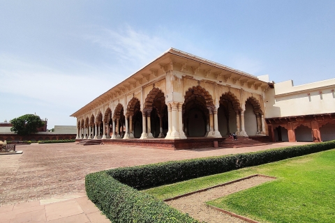 Depuis Delhi : Visite de luxe du Taj MahalVoiture et guide