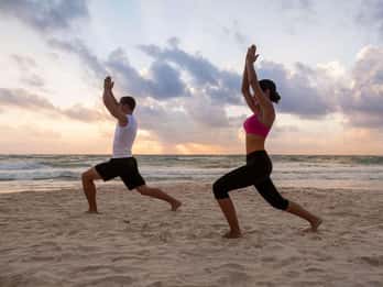 Mallorca Soulful Mornings: Yoga & Meditation på stranden