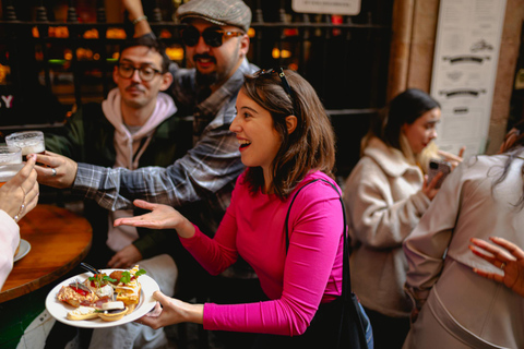 Barcelona: El Born Food Walking Tour with Tapas and Drinks