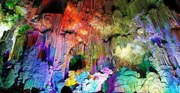 Alicante: Canelobre Caves & Busot Tour with transportation