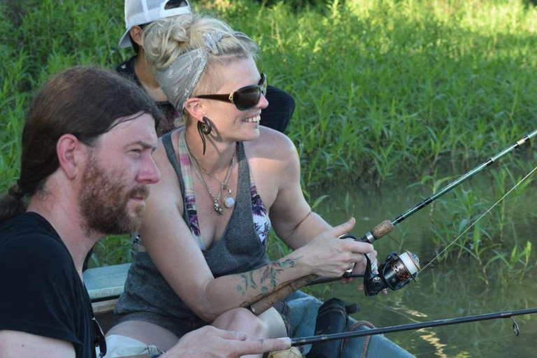 游览雅库玛玛湖 + 日落 | 钓食人鱼游览雅库玛玛湖 + 日落 | 垂钓食人鱼