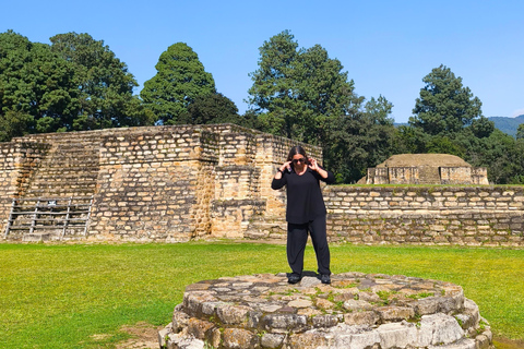 Desde Ciudad de Guatemala: Navegacion en Lago Atitlán y Visita a Iximché