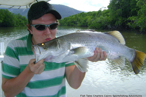 凯恩斯：清晨河口钓鱼包船服务凯恩斯：清晨河口钓鱼包船游 - *私人包船*