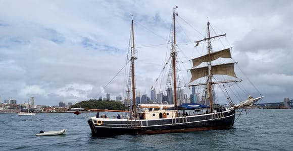 Sydney: Tall Ship Harbour Twilight Dinner Cruise