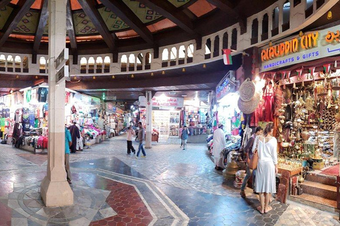 Oman: 5-Day Adventure Tour with Forts, Souqs & Mountains