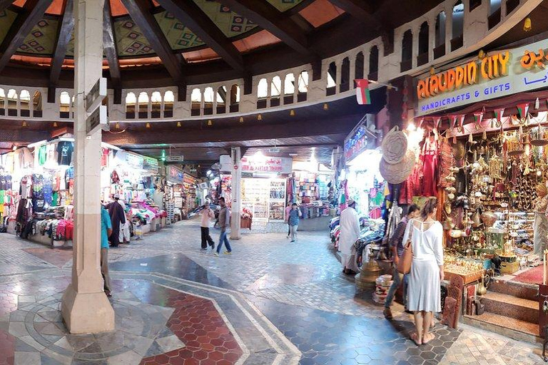 Oman: 5-Day Adventure Tour with Forts, Souqs & Mountains