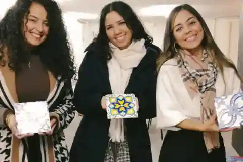 Porto: Tile-Painting Workshop with Porto Wine - Bainharia