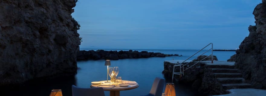 Dîner dégustation en bord de mer avec utilisation exclusive de la baie.