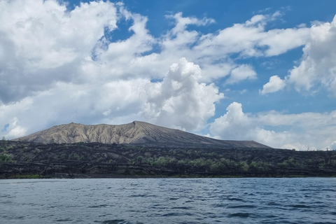 私人观光：大雅台高地和塔尔火山游船私人观光：大雅台中部地区和塔尔火山游船
