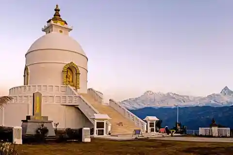 Pokhara: Tour privato guidato della Pagoda della Pace nel Mondo