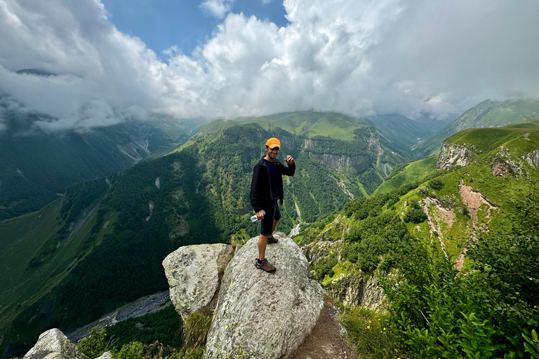 Georgia Gudauri: Paragliding, Private Day Trip from Tbilisi