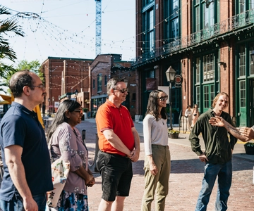 Toronto: Distillery District Historic Walking Tour