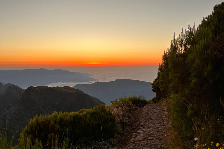 Pico Areeiro Zonsopgang + De trap naar de hemel + Levada Balcões