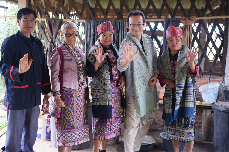 Luang Prabang: Hmong Elephant Village Kuangsi Waterfall Tour