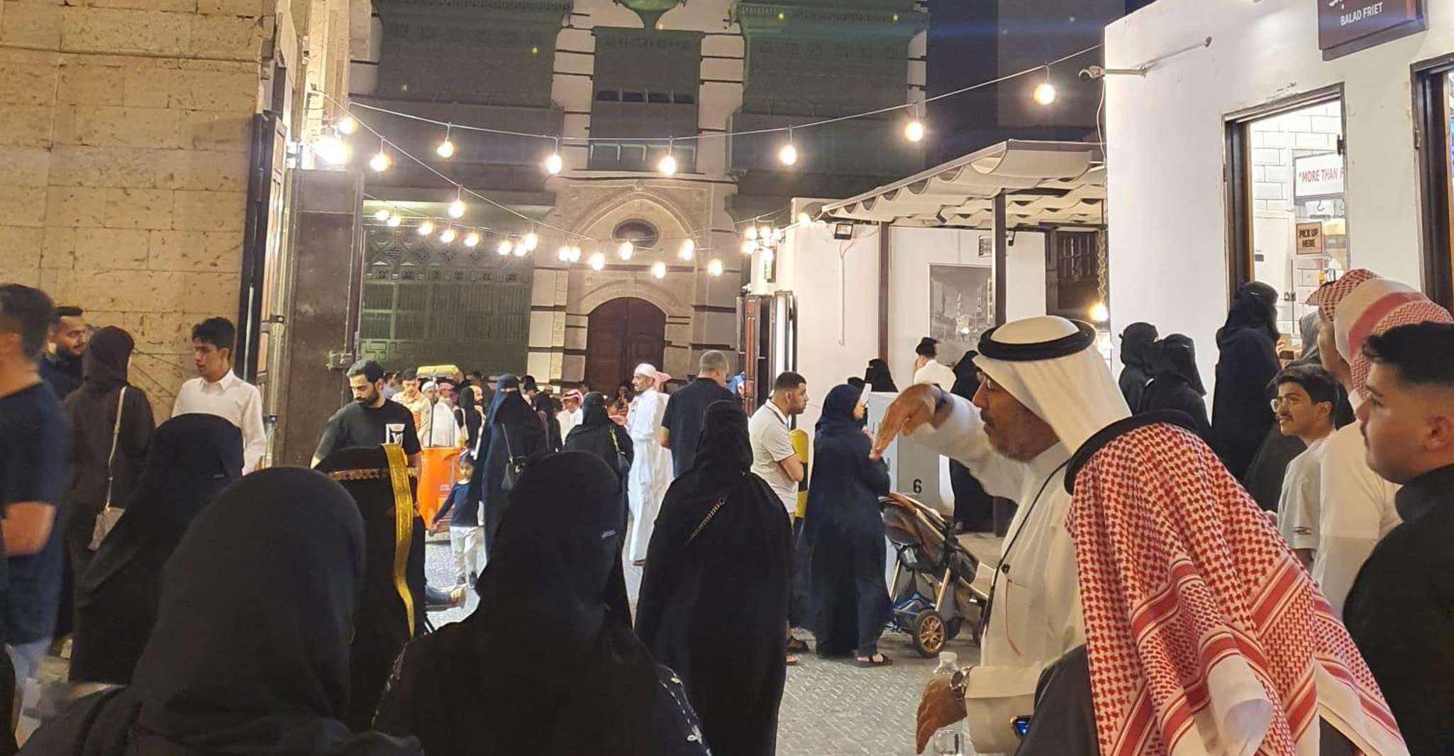 Jeddah: Historic Jeddah Guided Tour photo 8