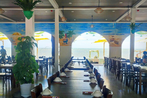 2-Day Mui Ne Tour: Train Ride, Sand Dunes & Seafood