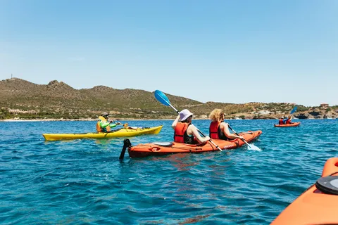 From Athens: Cape Sounion Guided Kayaking Tour with Lunch