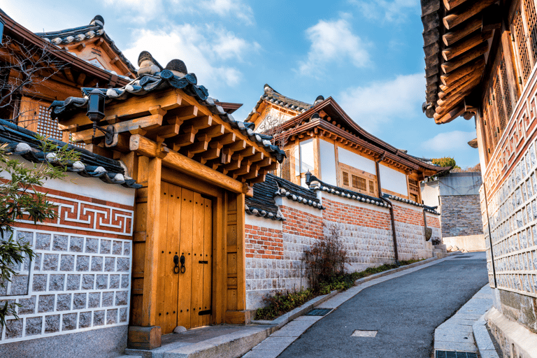 Seúl: tour a pie por el barrio de BukchonPrivate Tour Option