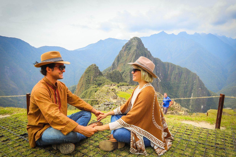 From Cusco: Machu Picchu Private Day Trip with All TicketsFrom Cusco: Machu Picchu Private Tour and Executive Train