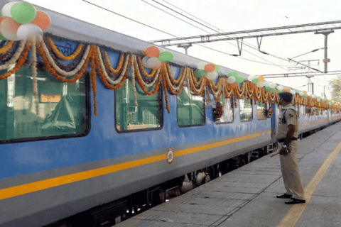 Taj Mahal Tour by Gatimaan Superfast Express Train 2nd Class Train Tickets