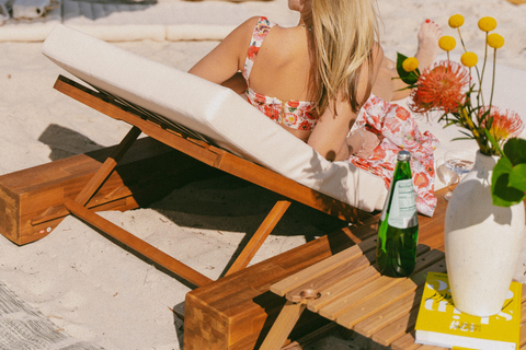 Miami: Private Beach Lounge and Picnic Set Up Grande Riviera Suite: Private Beach Lounge and Picnic Set Up