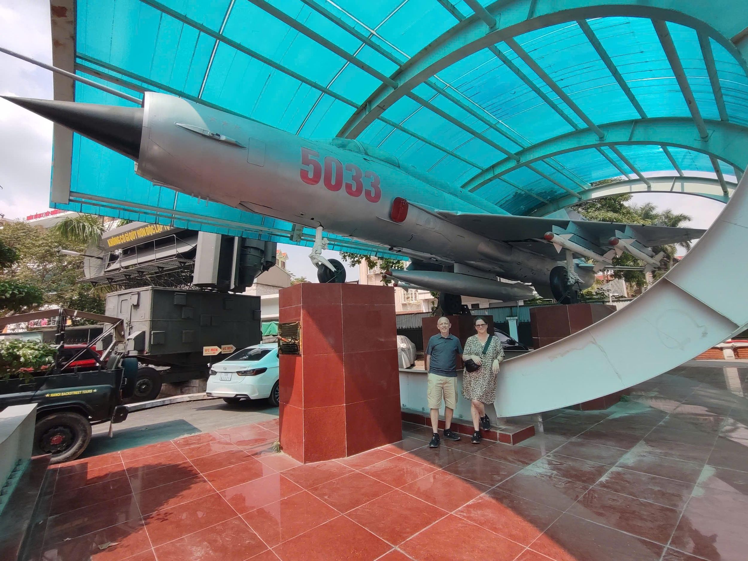Tour zur Geschichte des Vietnamkriegs durch das Hoa Lo-Gefängnis und die Museen