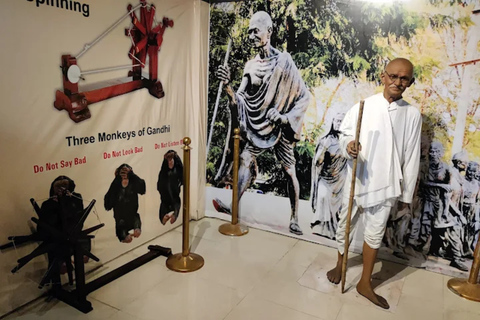 Udaipur: Wax Museum, 3D Art Gallery, and Horror Show Tour