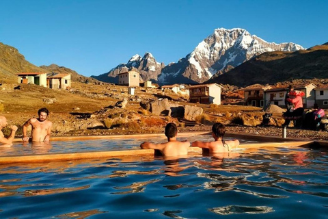 Da Cusco: Escursione di una giornata intera alle 7 lagune di AusangateEscursione alle sorgenti termali delle 7 lagune di Ausangate