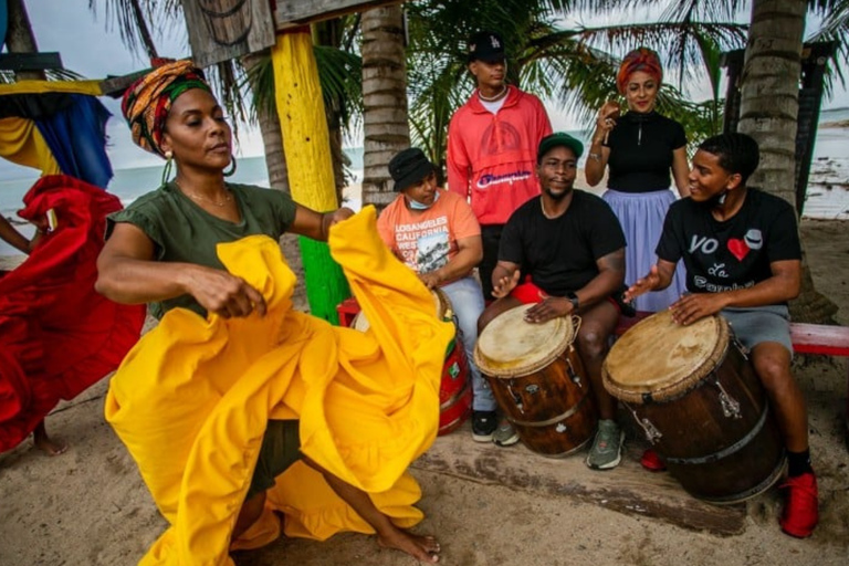 Piñones Beach & Authentic Puerto Rican Food 4-Hour Tour