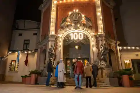 Führung durch das Splendid Palace Kino