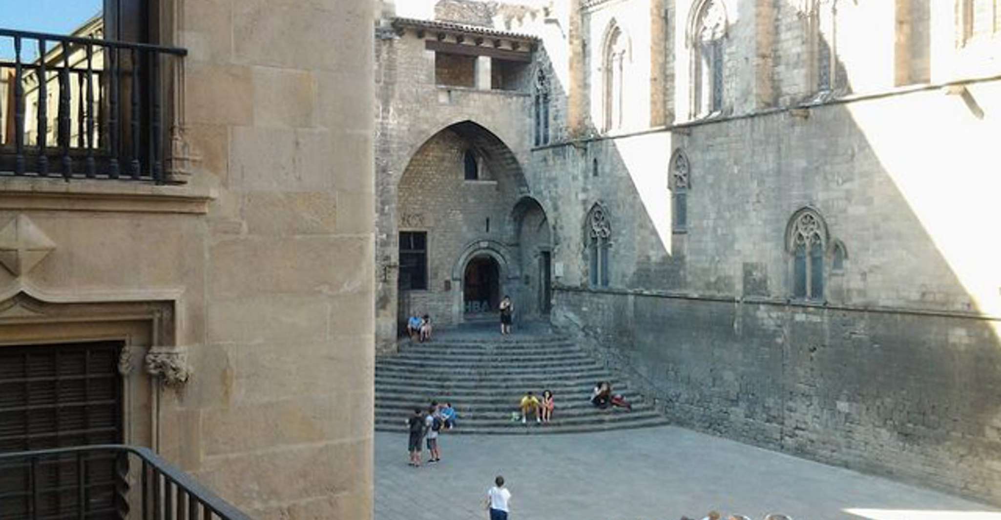 Barcelona: Gothic Quarter Legends Walking Tour with Tapas photo 14