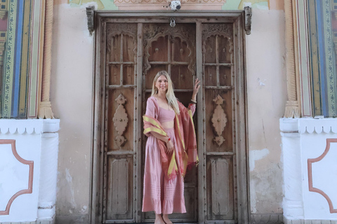 Jaipur: Private Photoshoot Tour with Local Photographer