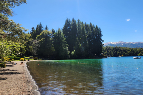 Bariloche: Villa La Angostura and the Magical Beaches Tour Guide: Spanish