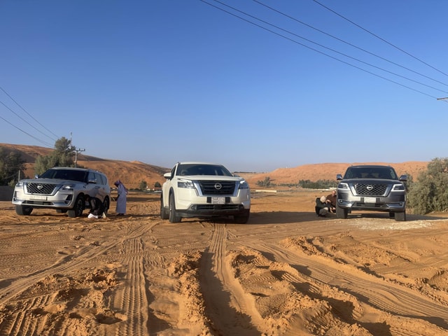 Riyadh: Desert Safari, Quad Bike, Camel Ride & Camp