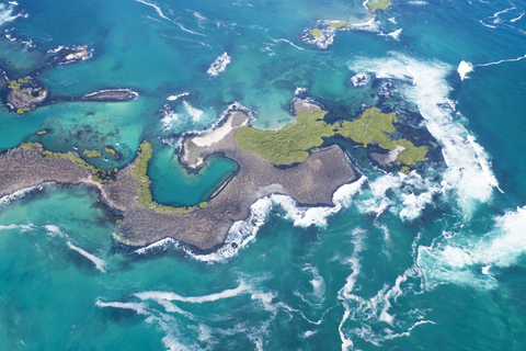 San Cristobal: 360 Island Tour with Snorkeling