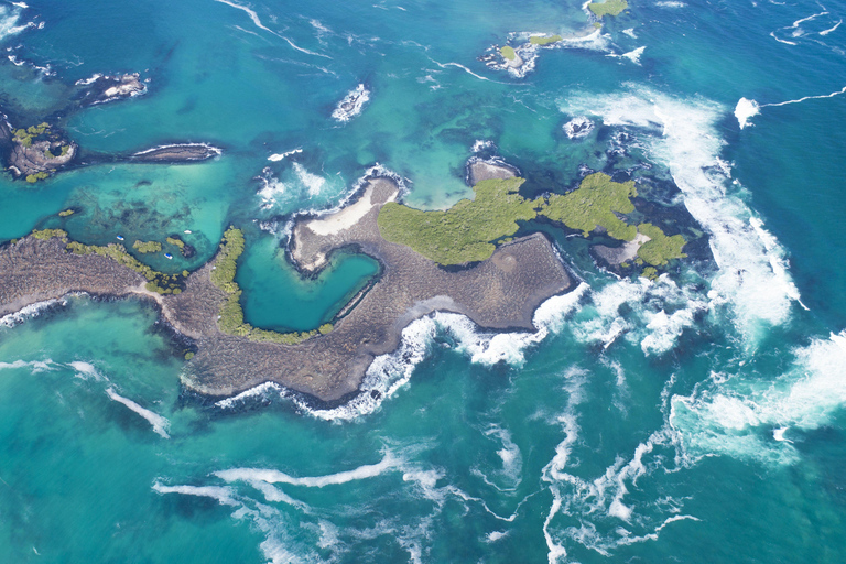 San Cristobal: 360 Island Tour with Snorkeling