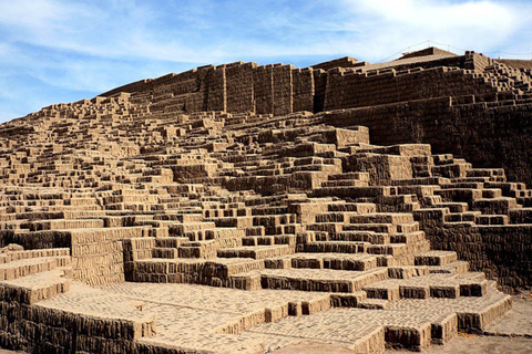 From Lima: Miraflores + Huaca Pucllana Tour