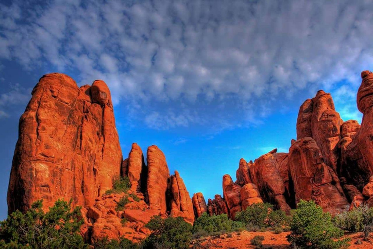 Arches National Park: Sunset Discovery Tour With pickup