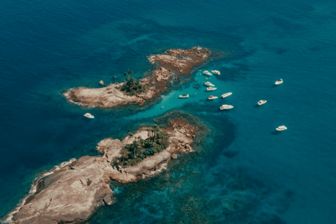 Angra dos Reis: Private Boat Trip to Paradise Islands