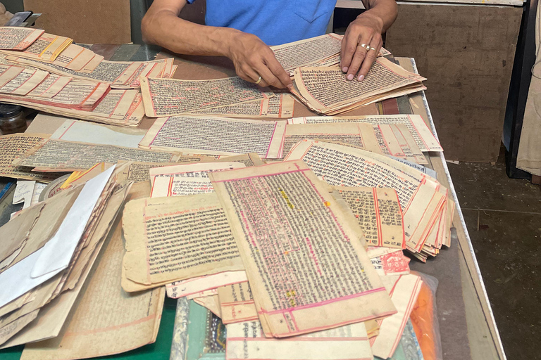 Udaipur: Indian Cooking Class - Art, Antiques & Storytelling Private Experience