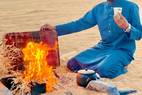 Deserto del Wadi Rum: Tour di un giorno in Jeep e pranzo tradizionale