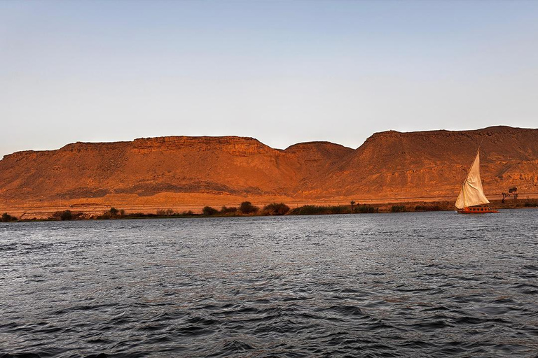 Luxor: Private Luxor Temple Sunset Tour Luxor private tour in Japanese