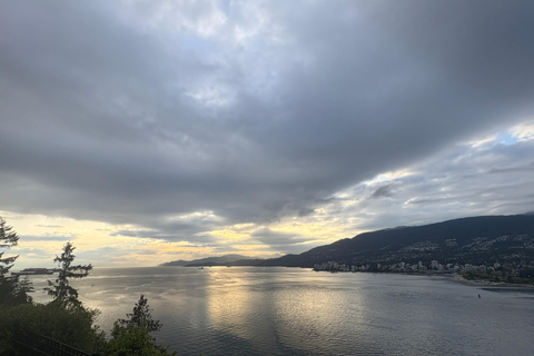 Explore Stanley Park on E-scooters: Seawall, & Hidden Gems